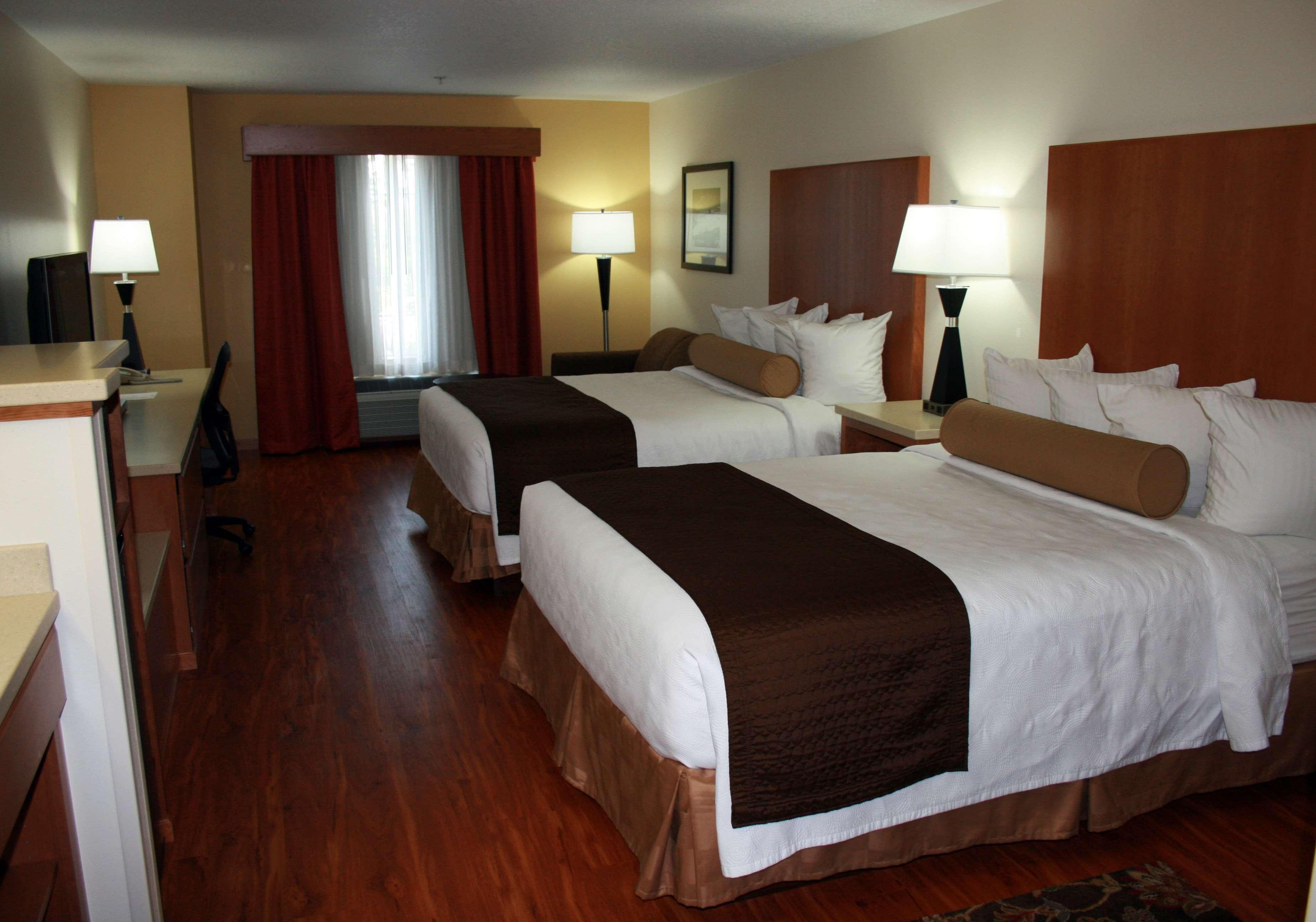 Best Western Plus Park Place Inn & Suites Chehalis Zewnętrze zdjęcie