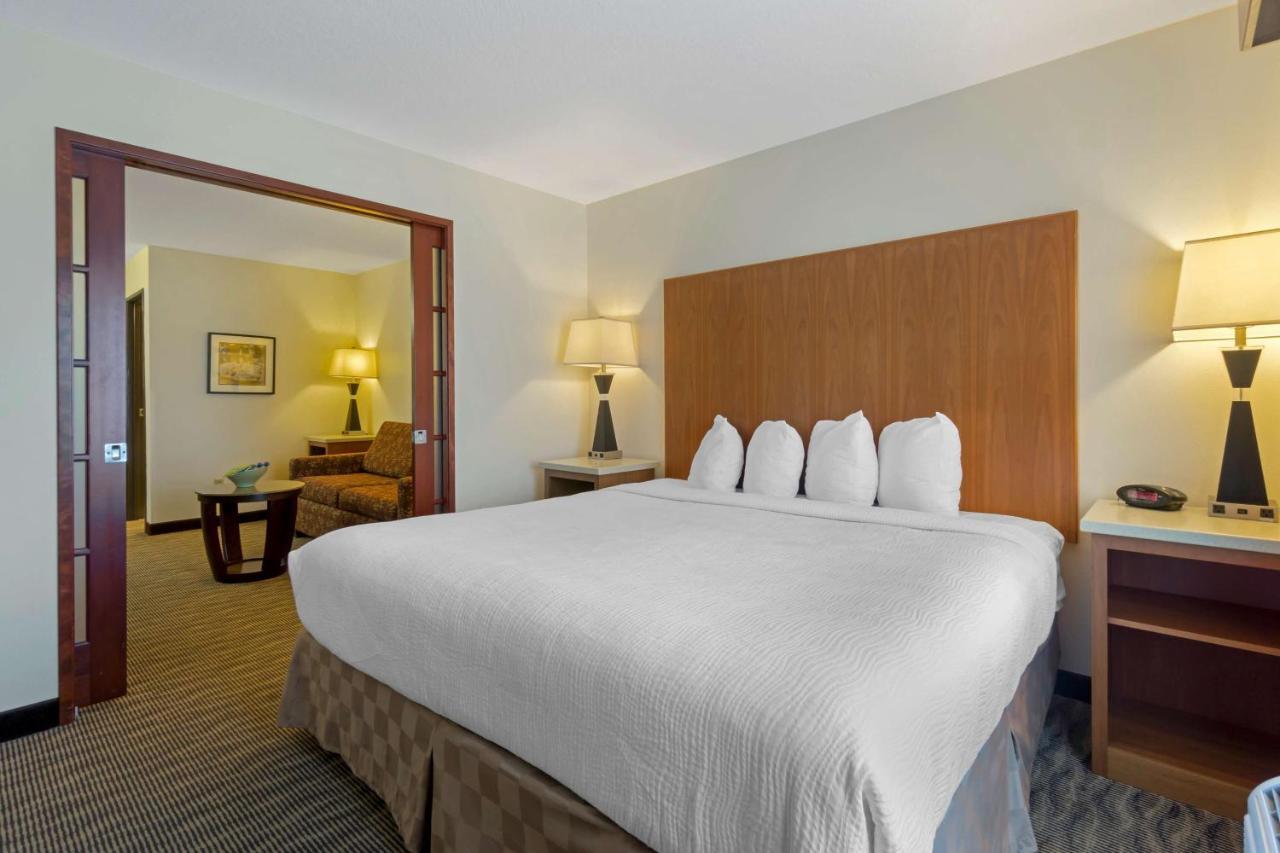 Best Western Plus Park Place Inn & Suites Chehalis Zewnętrze zdjęcie