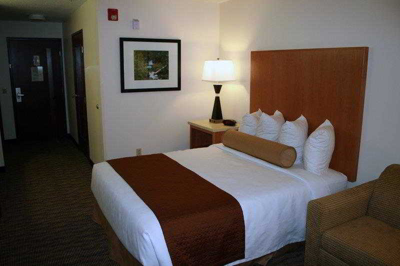 Best Western Plus Park Place Inn & Suites Chehalis Zewnętrze zdjęcie